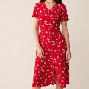 *READ DESCRIPTION NEW WITH TAGS-Red floral dress